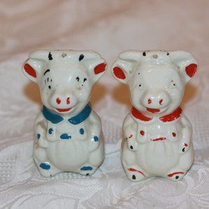 Vintage Walt Disney Little Pigs Ceramic Salt & Pepper Shakers